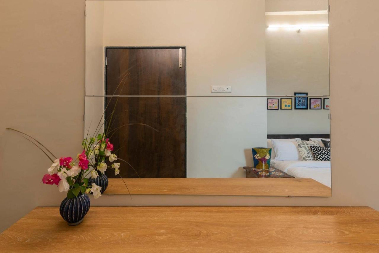 Aqua & Sage By Stayvista - Riverside Villa With Pool & Terrace Karjat Kültér fotó