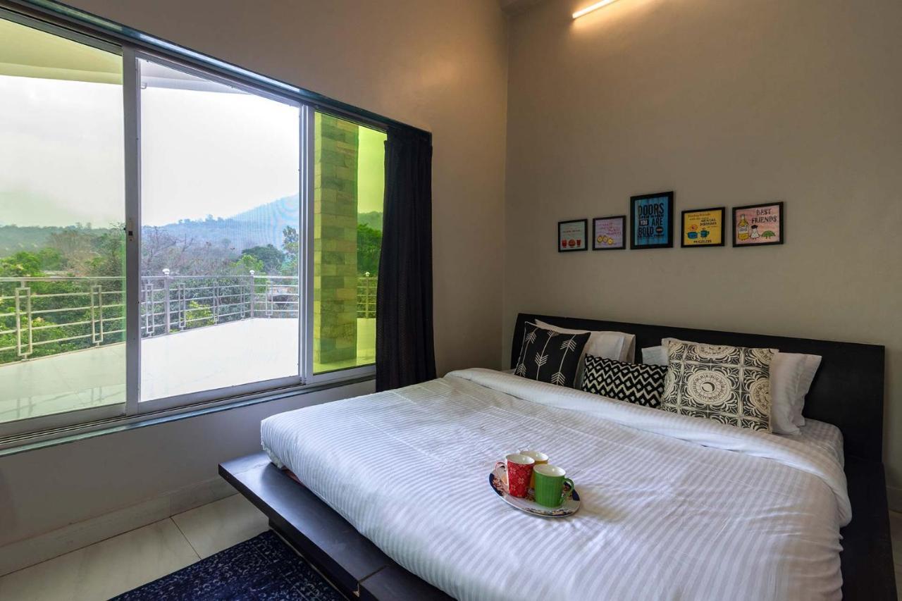 Aqua & Sage By Stayvista - Riverside Villa With Pool & Terrace Karjat Kültér fotó